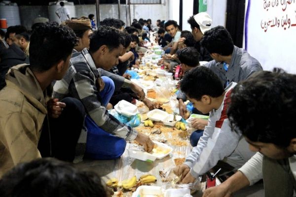 Feed the Fasting (160 people)