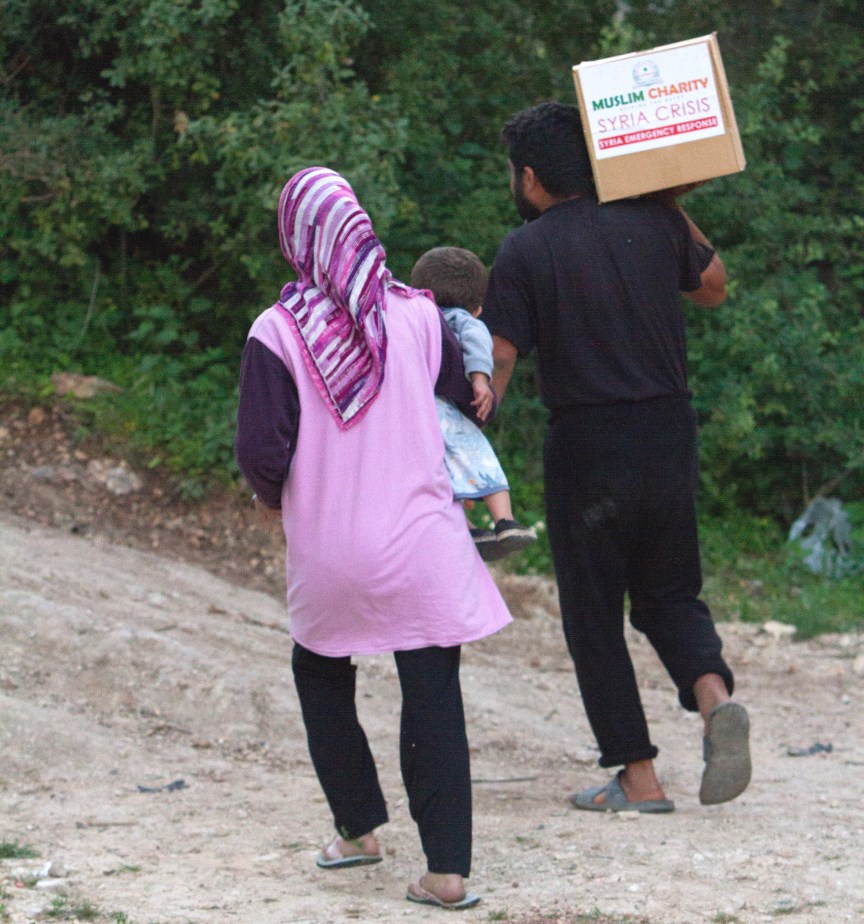 Muslim Charity helping displaced Syrian families by providing food assistance and maternal care