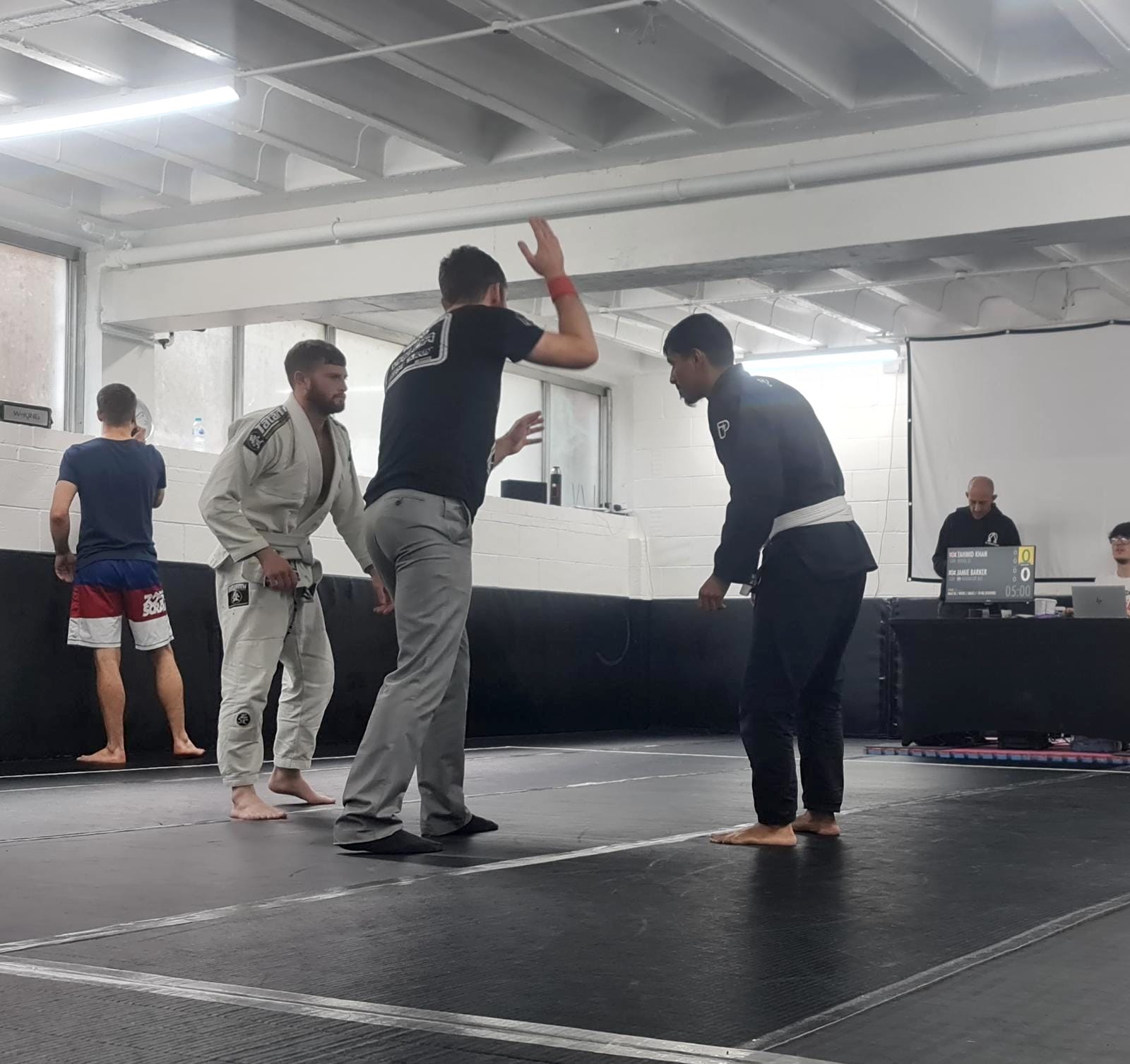 gallery_image_title1