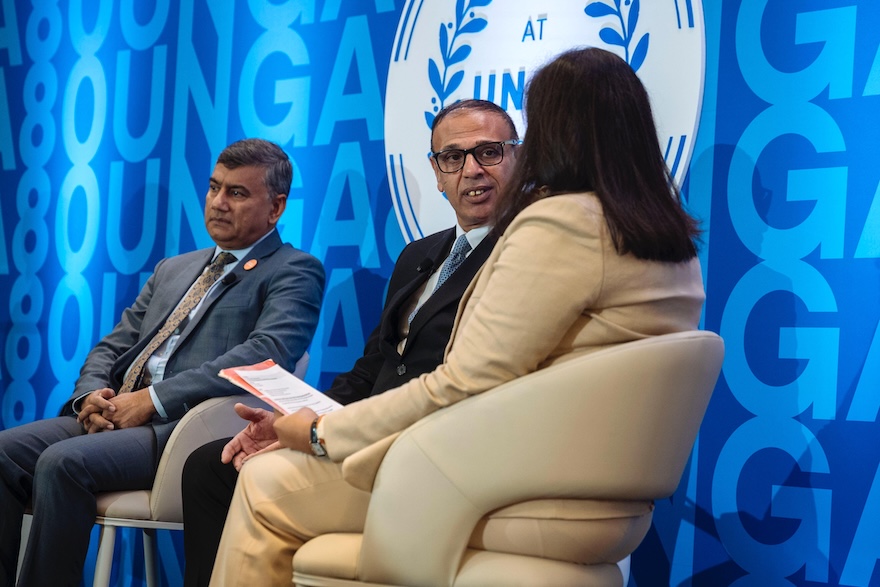 gallery_image_title2