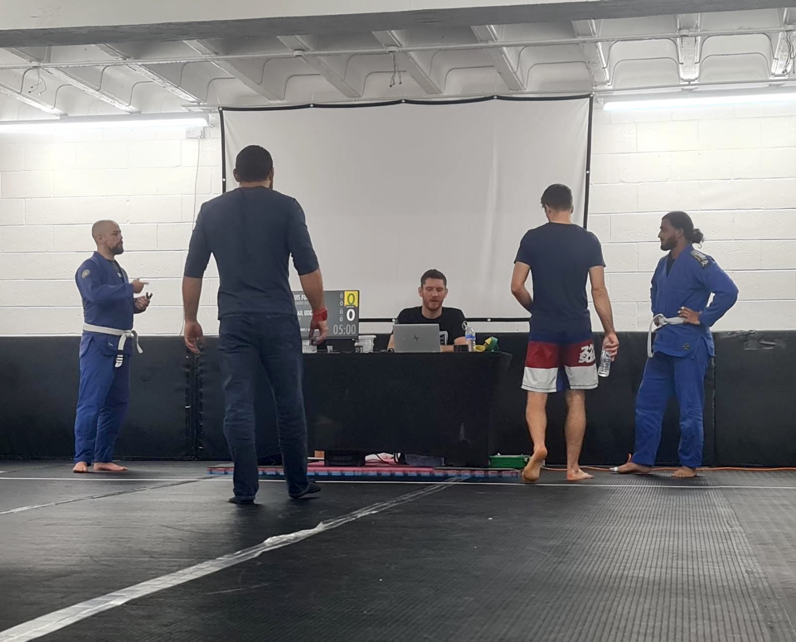 gallery_image_title2