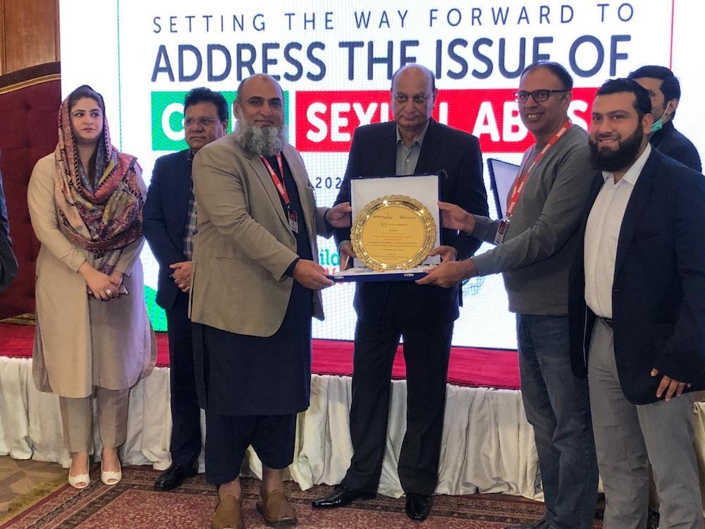 gallery_image_title2