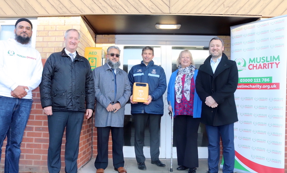 Muslim Charity provides Life-Saving Defibrillators to Ranby and Sutton-Cum-Lound